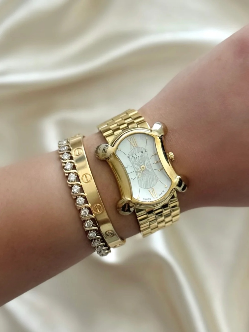 AUTHENTIC VINTAGE CELINE MOTHER-OF-PEARL TRIOMPHE WATCH
